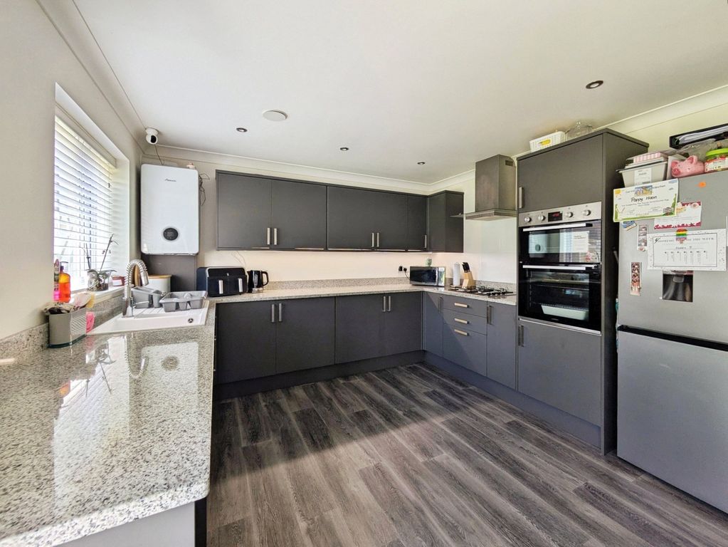 Property photo 3 of 15 Picture No. 14