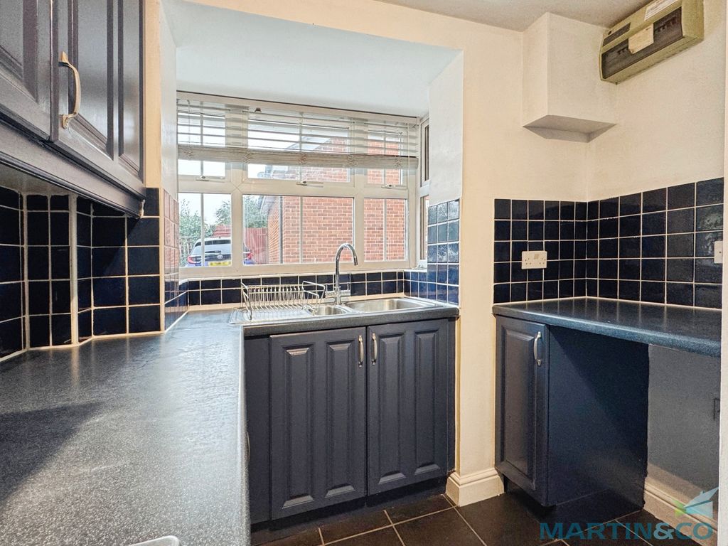 Property photo 3 of 11 047ba713-0-44Af-9265-Fe4Bd73Ca843-9013-0000022Ecfd