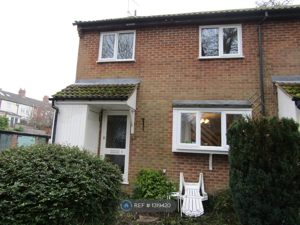 Property photo 1 of 12 Exterior