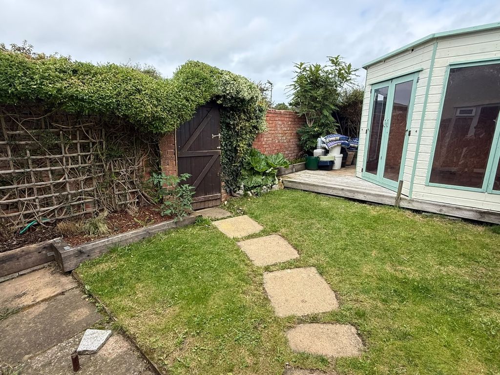 Property photo 3 of 4