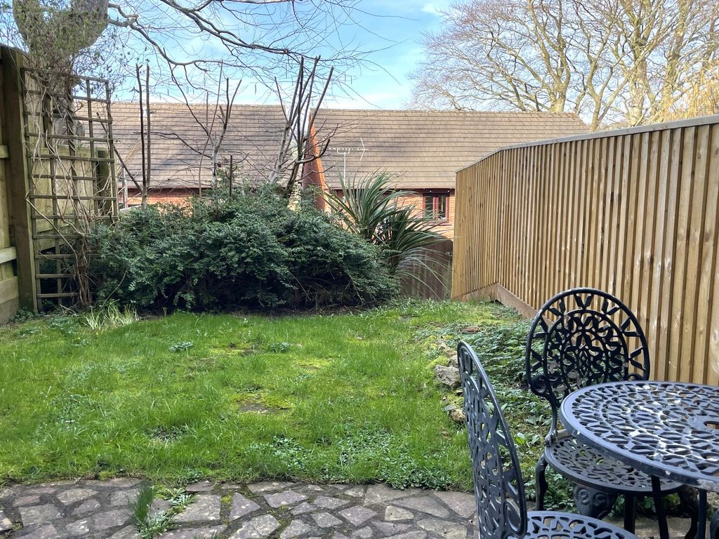 Property photo 3 of 19