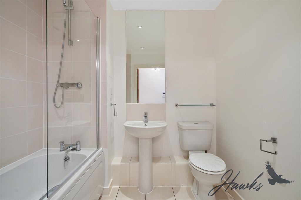Property photo 2 of 19 1A162F11-Fd96-41B8-8Bd3-d2212Cdebc49Apsbf - 603 Go