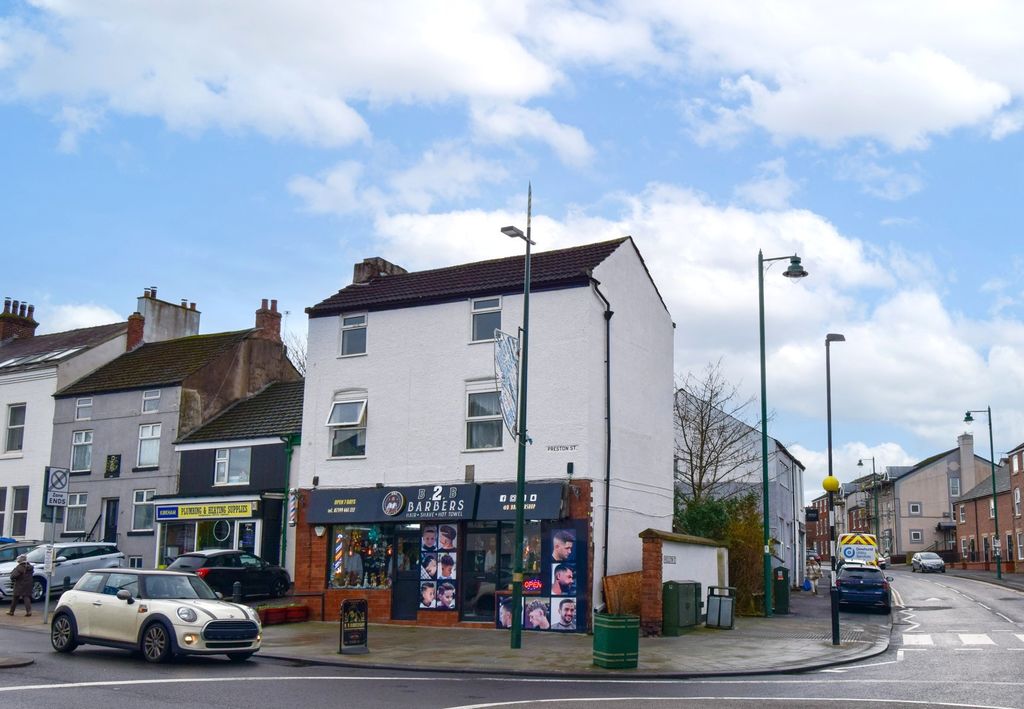 Property photo 1 of 5