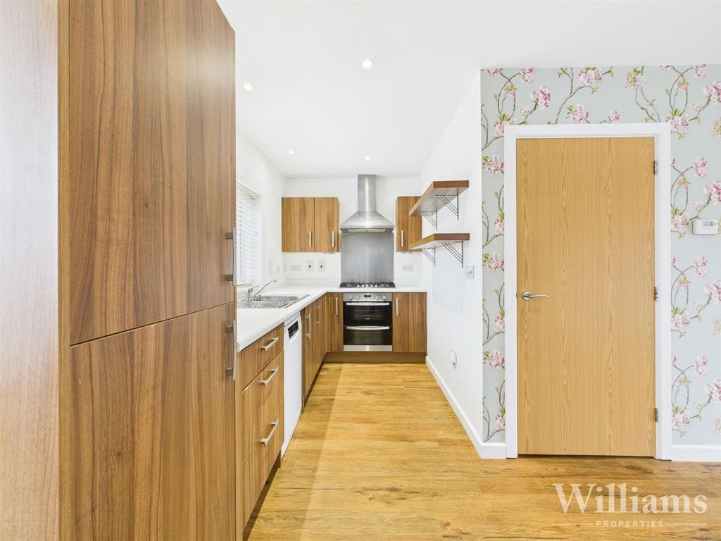 Property photo 2 of 12 Cam02861G0-Pr0503-Still007.Jpg