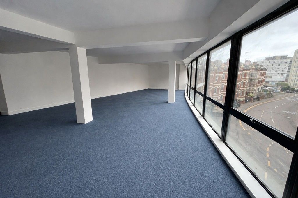 Property photo 2 of 4 Photo 3