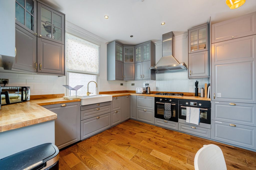Property photo 2 of 34 1514150-5-1A06295...