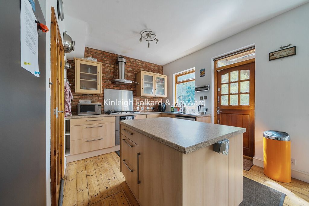 Property photo 1 of 18 Picture No. 09