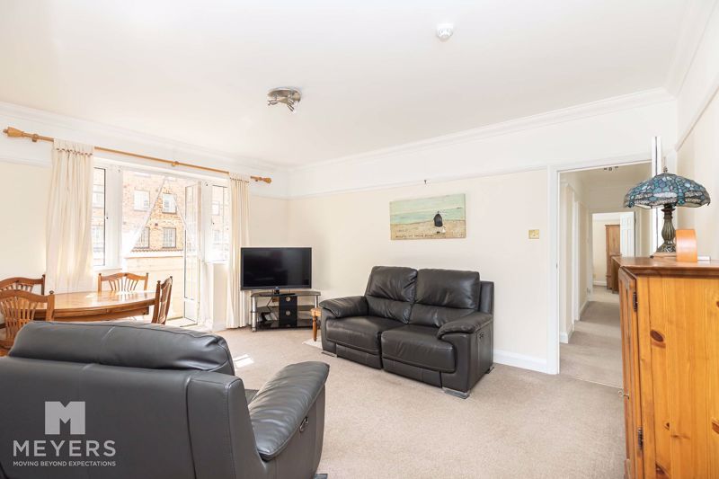 Property photo 2 of 18 Photo 17