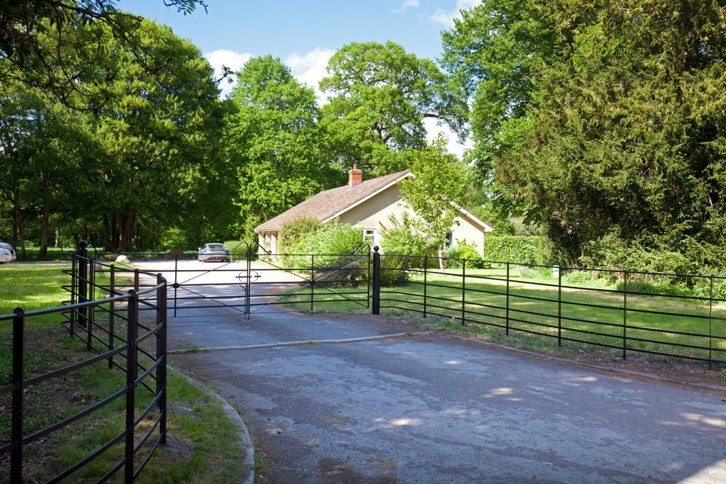 Property photo 3 of 14 Picture No. 04