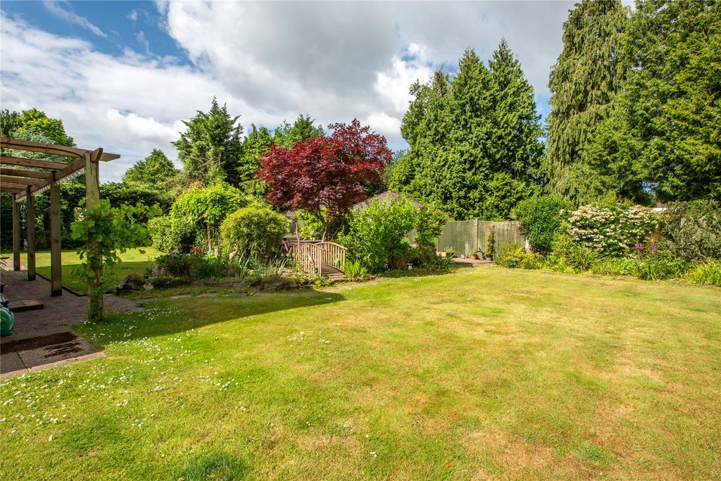 Property photo 3 of 23 Picture No. 05