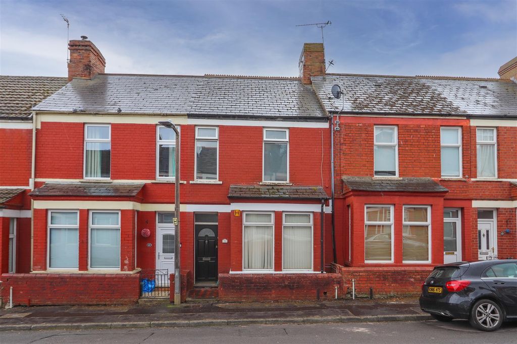 Property photo 1 of 11