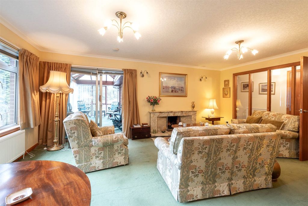 Property photo 2 of 51 Picture No. 04