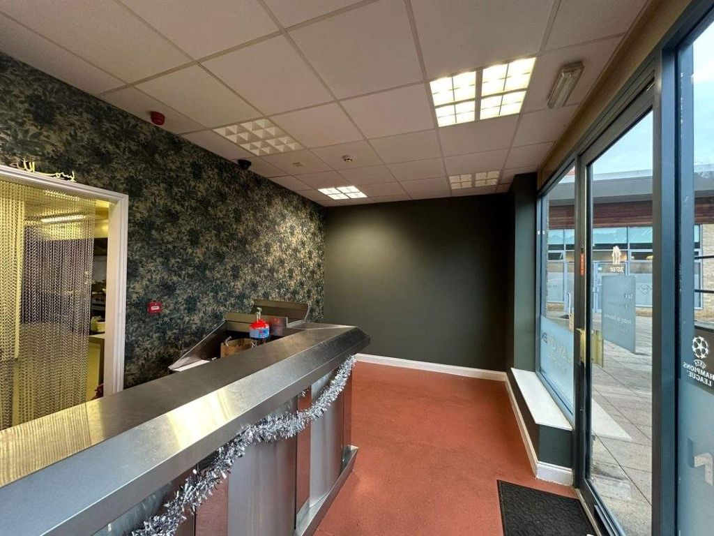 Property photo 3 of 7