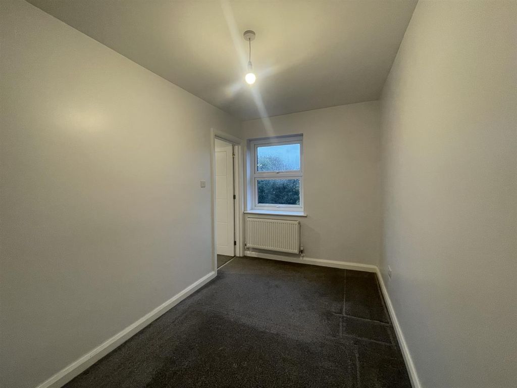 Property photo 2 of 17 1