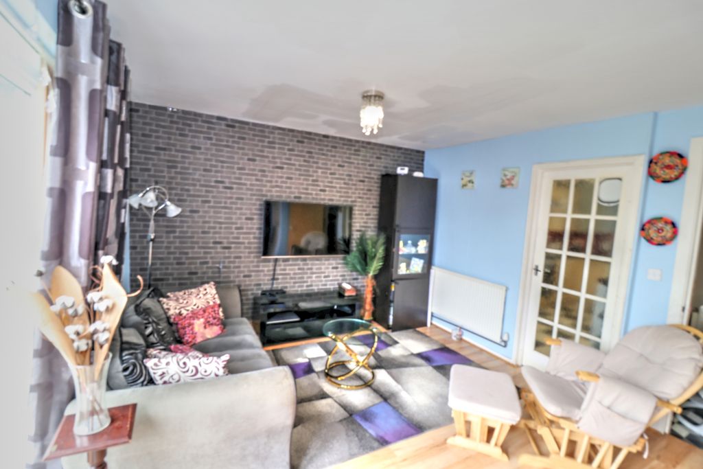 Property photo 2 of 18 Img_8489