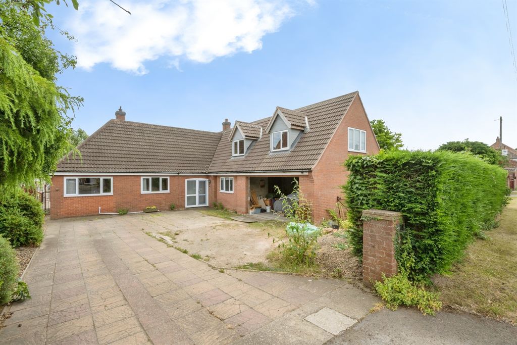 Property photo 1 of 19