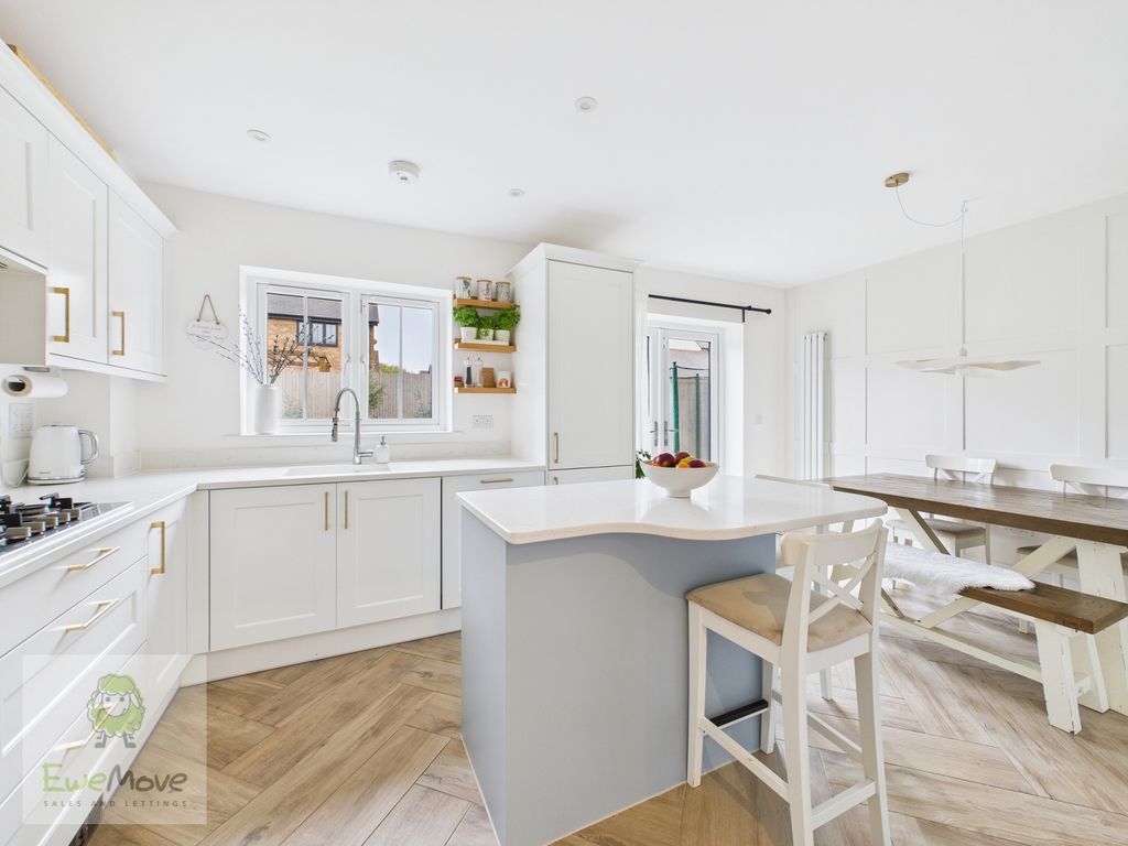 Property photo 3 of 23 Kitchen Dining Room