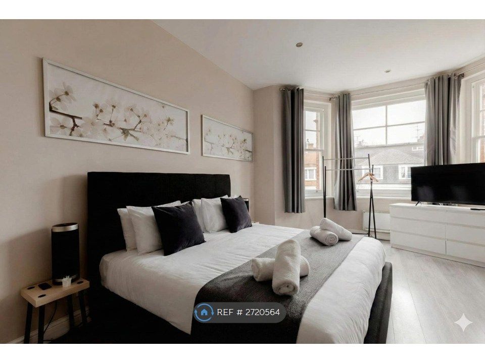 Property photo 1 of 6 Bedroom