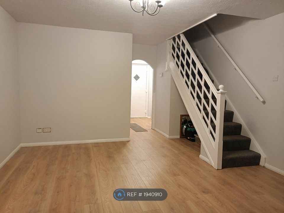 Property photo 2 of 7 Lounge/Diner