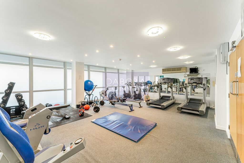 Property photo 3 of 16