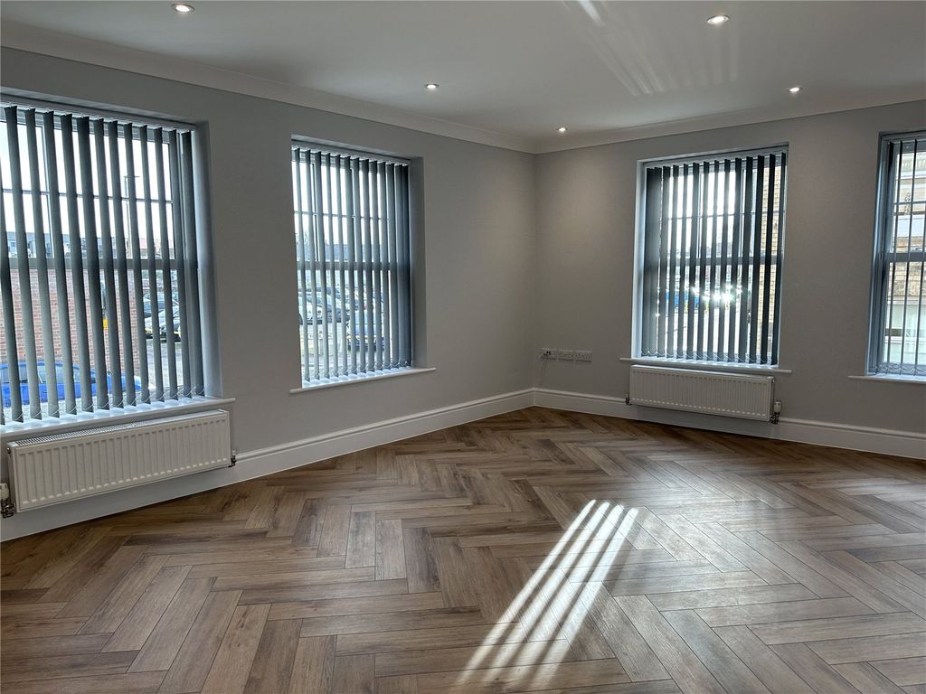 Property photo 1 of 11 Picture No. 05