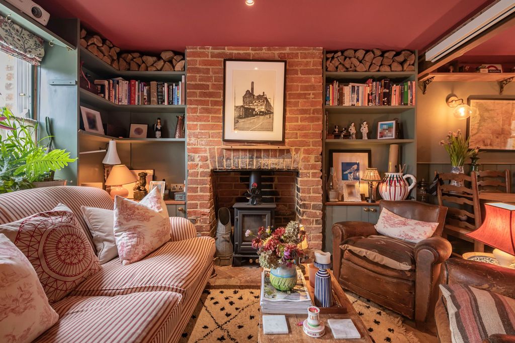 Property photo 1 of 13