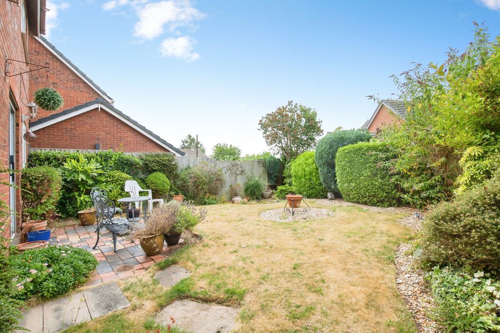 Property photo 2 of 19 F3610132-Mw26-1514