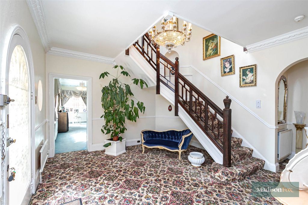 Additional image 15 of 7 bed detached house for saleAlderton Hill, Loughton, Essex IG10