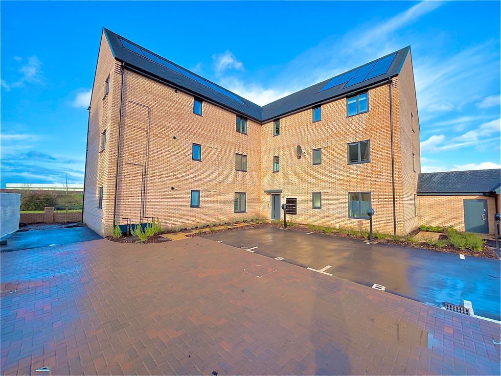 Property photo 1 of 9