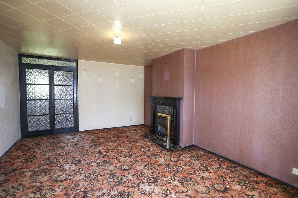 Property photo 2 of 12 Picture No. 10