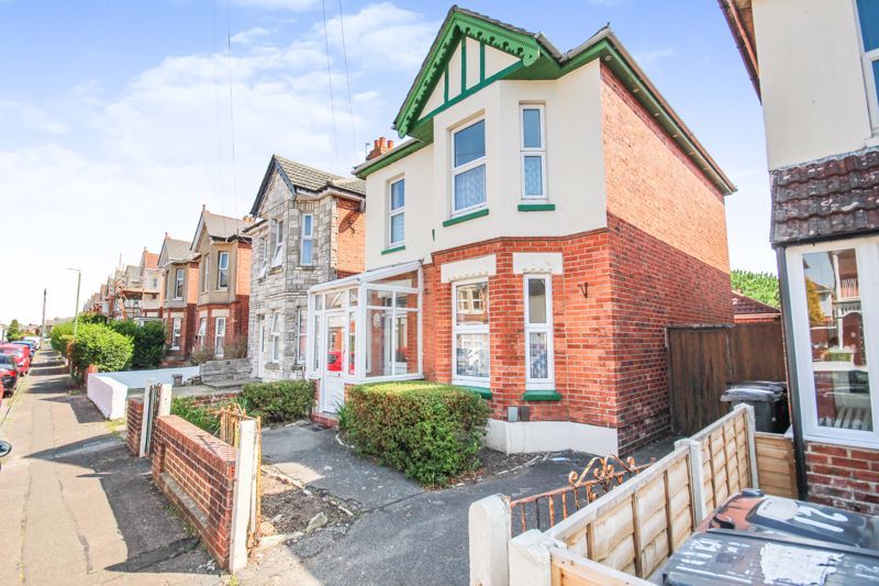 Property photo 1 of 16 Photo 18