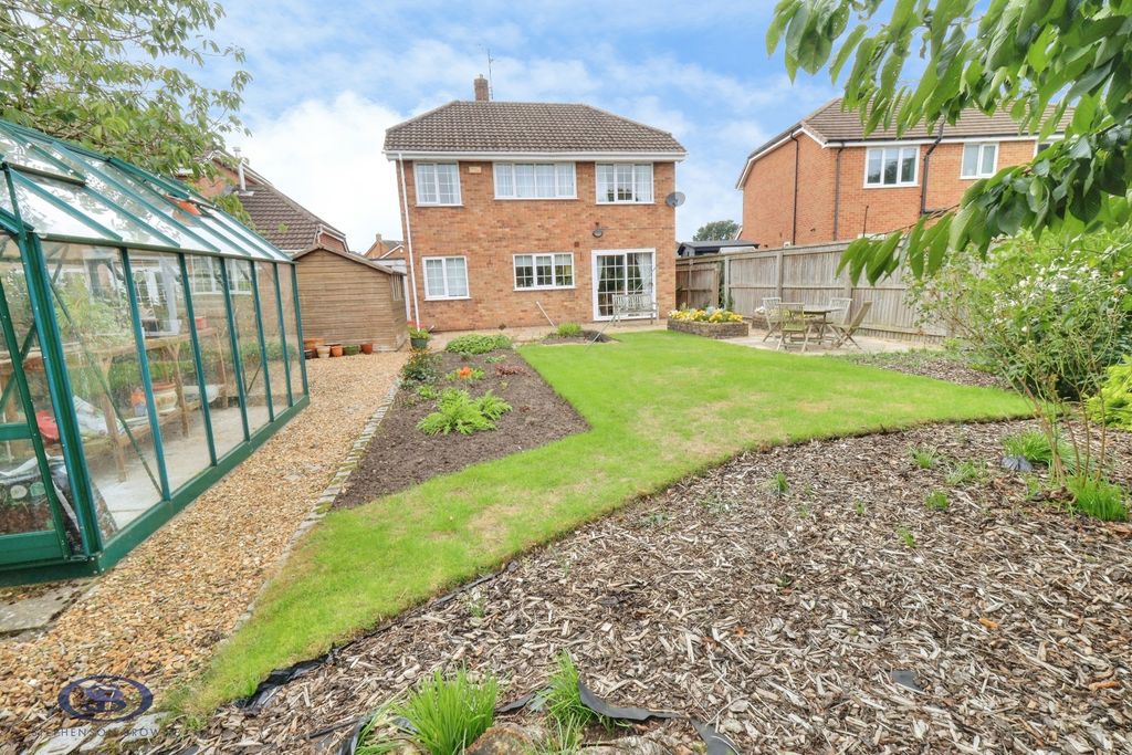 Property photo 3 of 36 Pbox-Img.Jpg