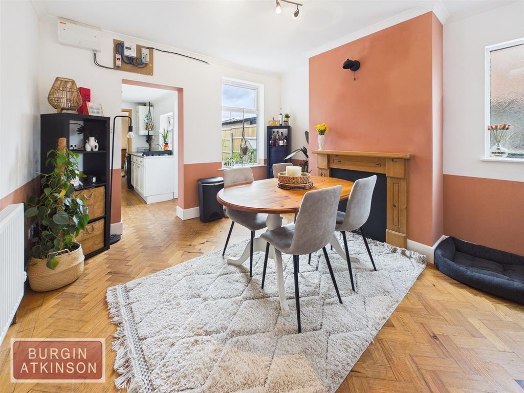 Property photo 3 of 26 Cam01619G0-Pr0199-Still016.Jpg