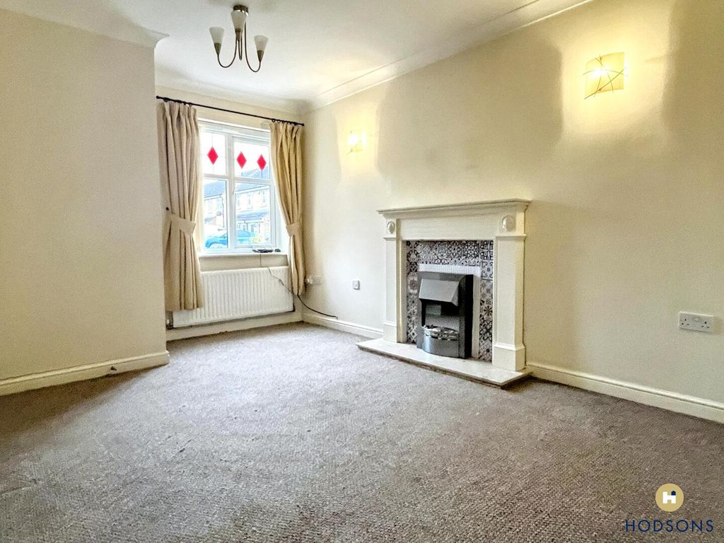 Property photo 2 of 9 Living Room