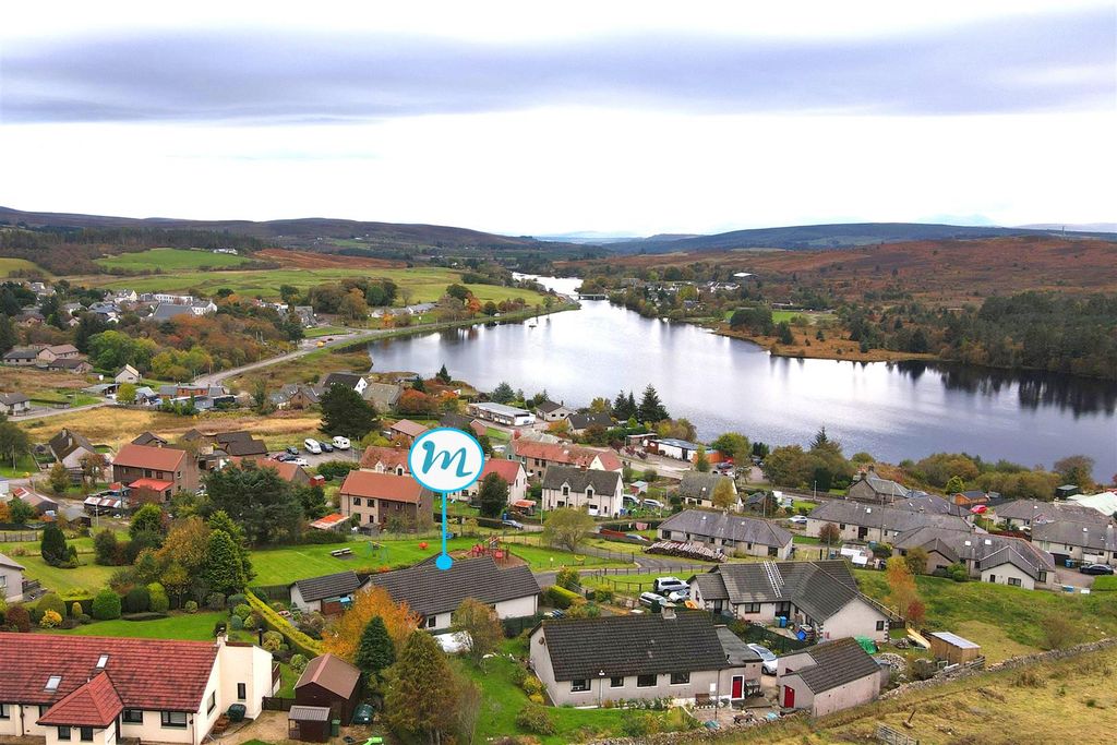 Property photo 2 of 22 Location