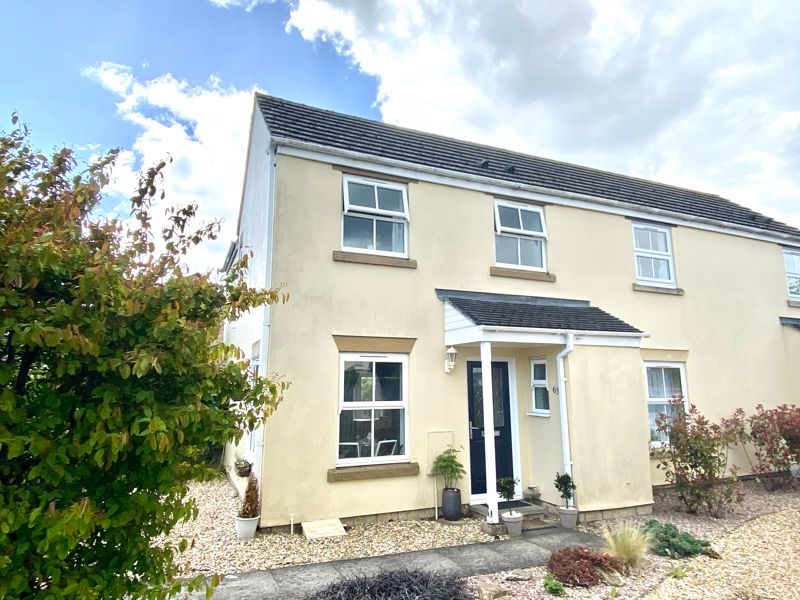 Property photo 1 of 5 Front