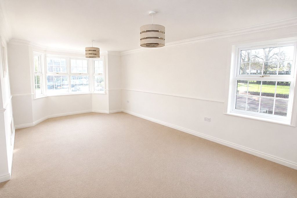 Property photo 3 of 7 Picture No. 17