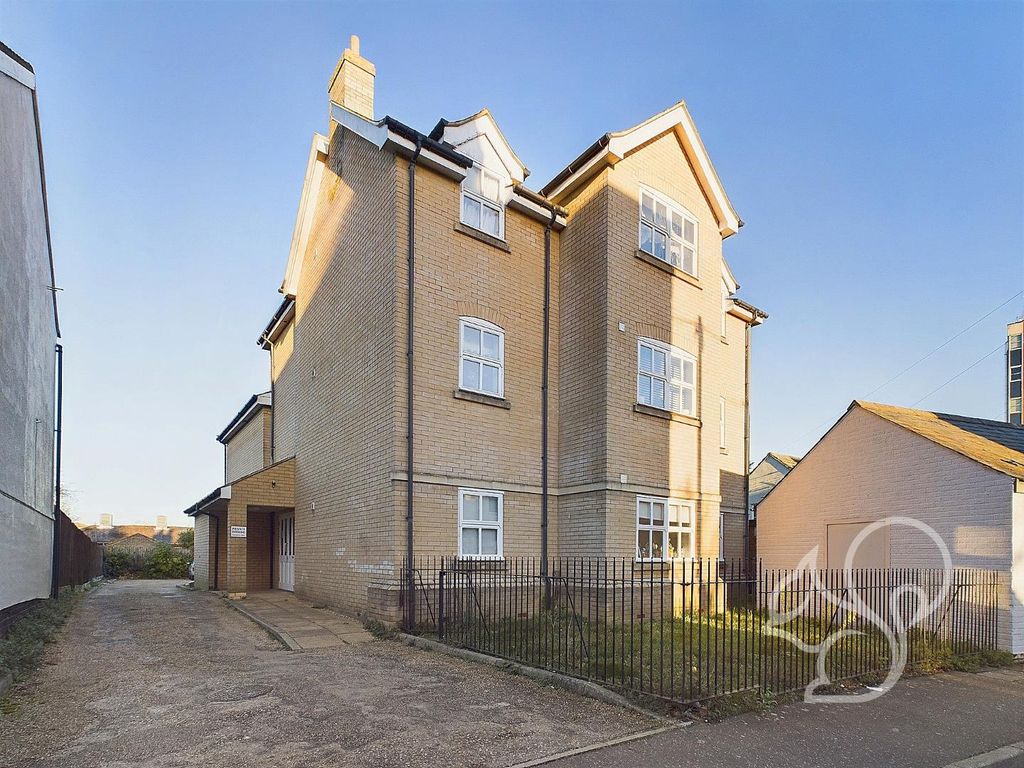 Property photo 1 of 15 Cam01659G0-Pr0293-Still018.Jpg