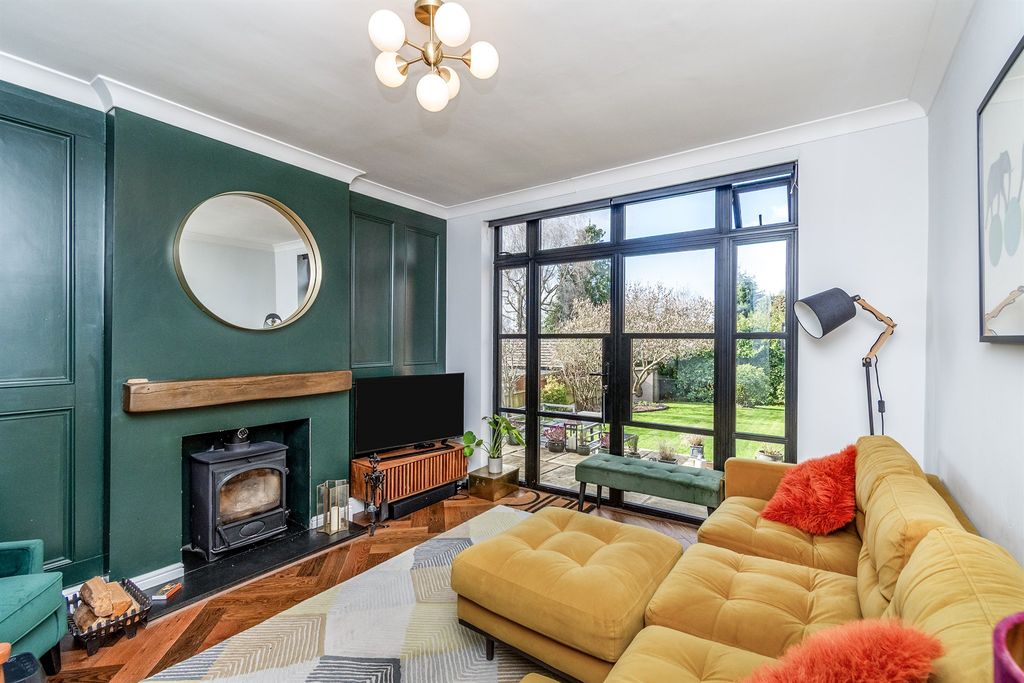 Property photo 3 of 20