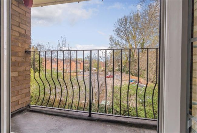 Property photo 3 of 6