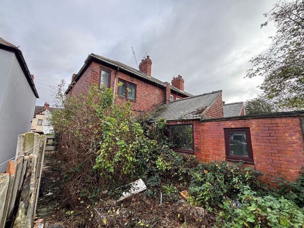 Property photo 2 of 3