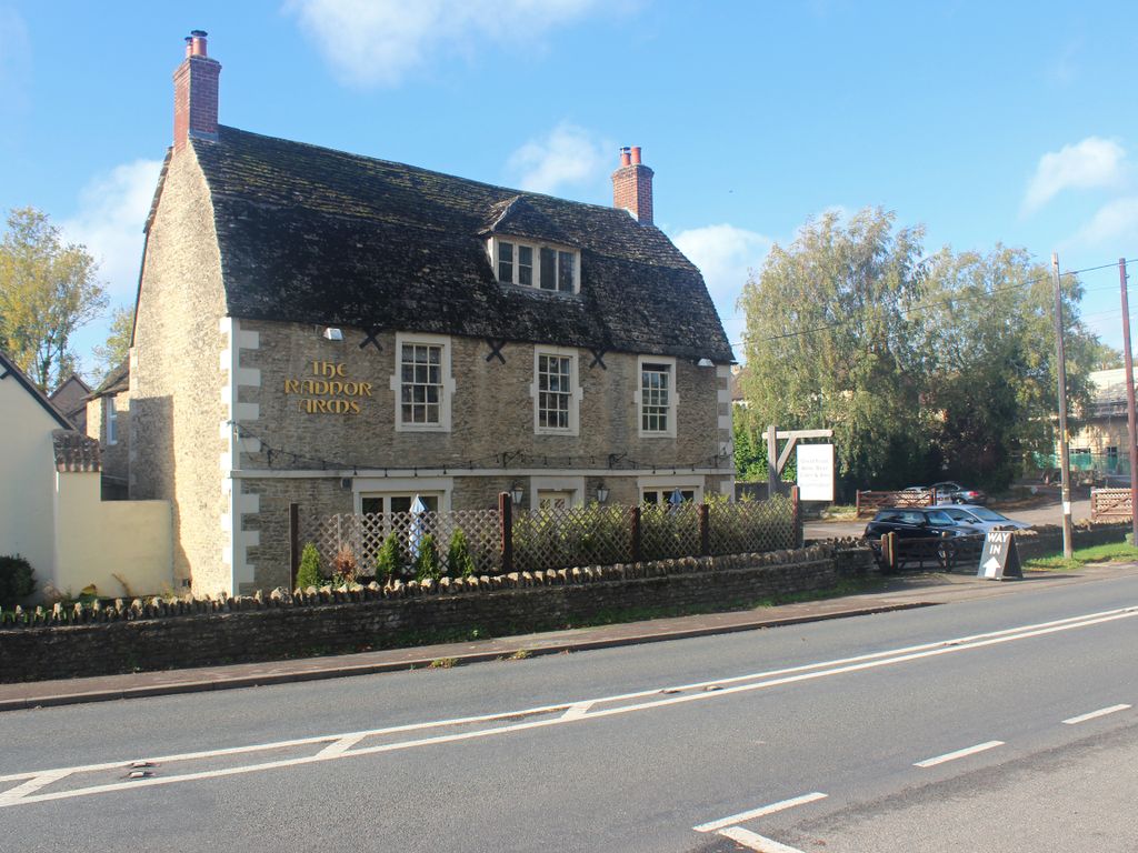 Property photo 1 of 7