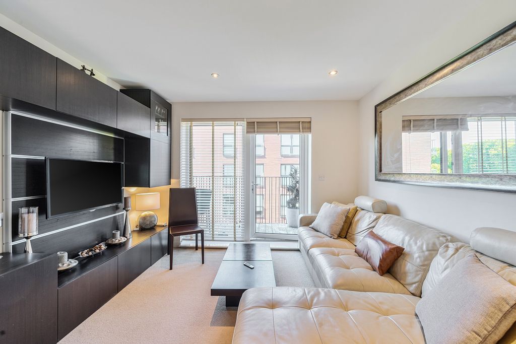 Property photo 2 of 22 28-681E185F2427A-...