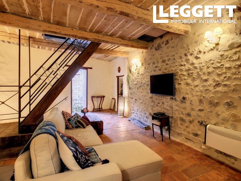 Property photo 2 of 10