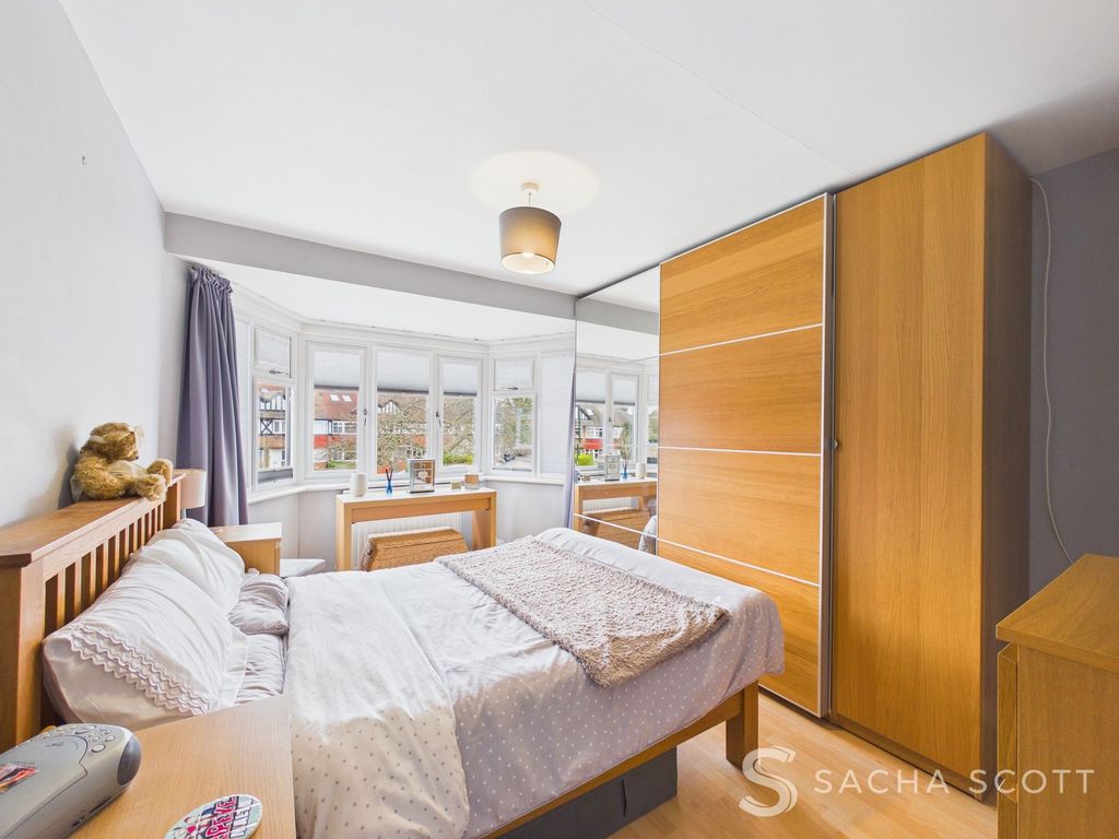 Property photo 3 of 31 Primary Bedroom