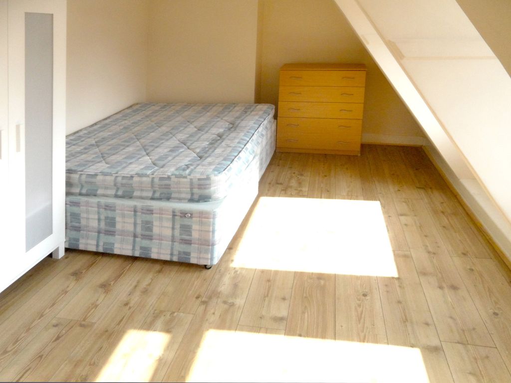 Property photo 2 of 3