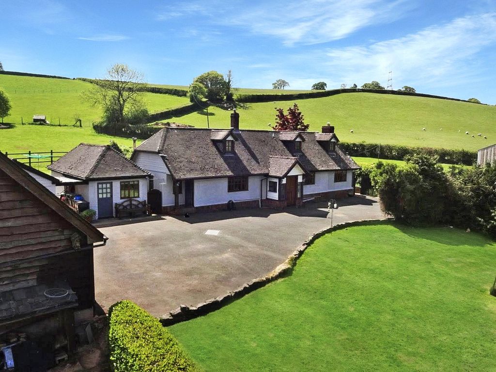 Property photo 1 of 33 Picture No. 25