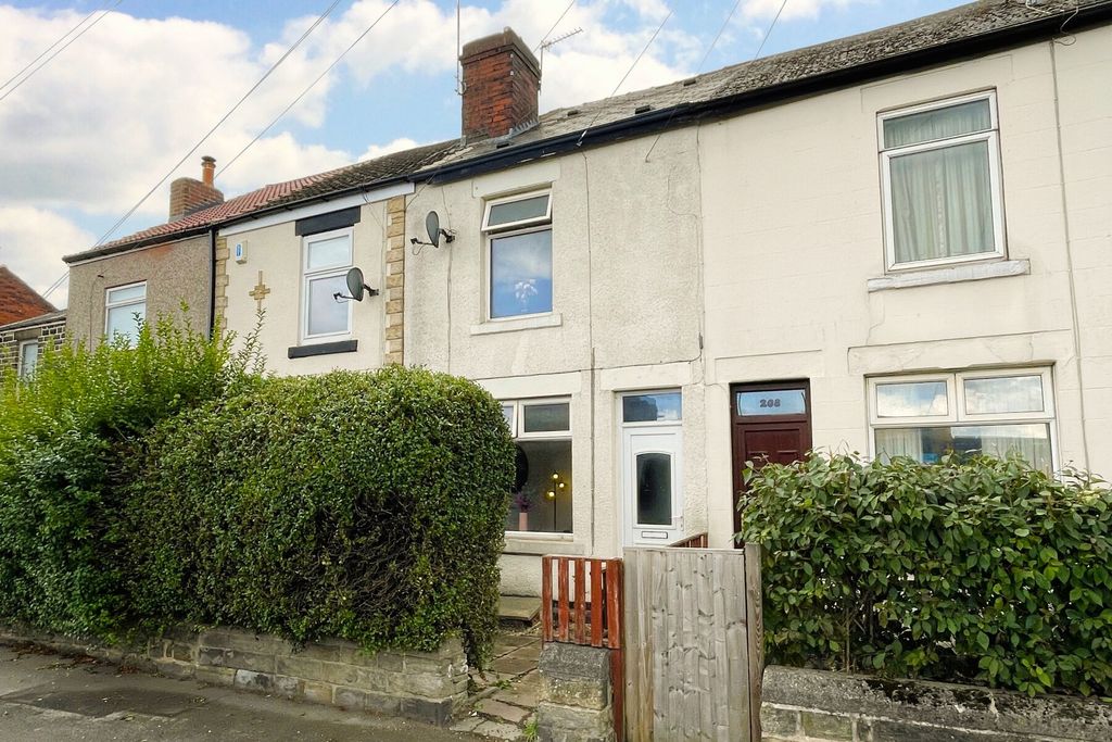 Property photo 2 of 11 Derbyshire Lane- Front