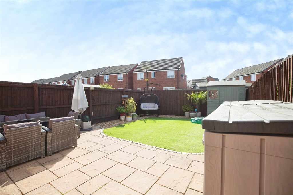 Property photo 3 of 20 Picture No. 02