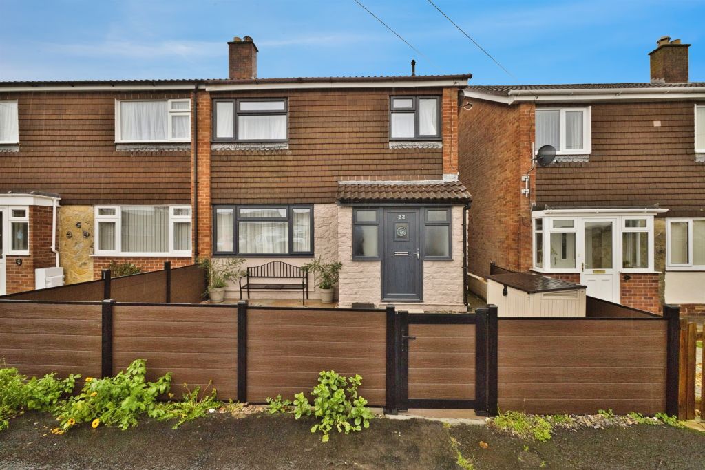 Property photo 1 of 21